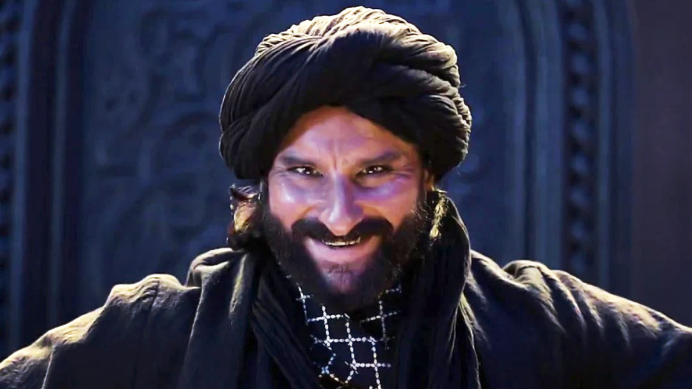 অনেকে তাঁকে নিয়ে মজাও করেছেন। এত বড় মাপের অভিনেতা হয়ে ভারতের ইতিহাস সম্পর্কে জ্ঞান নেই বলে অনেকেই অবাক হয়েছেন।