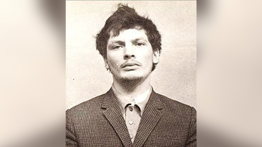 নয় নয় করে ১১ জনকে খুনের কথা স্বীকার করেছে ম্যাকে। তবে পুলিশের দাবি, আরও দু’টি খুন করেছে সে। ওই মামলাগুলি এখনও ফাইলবন্দি হয়ে পড়ে রয়েছে।