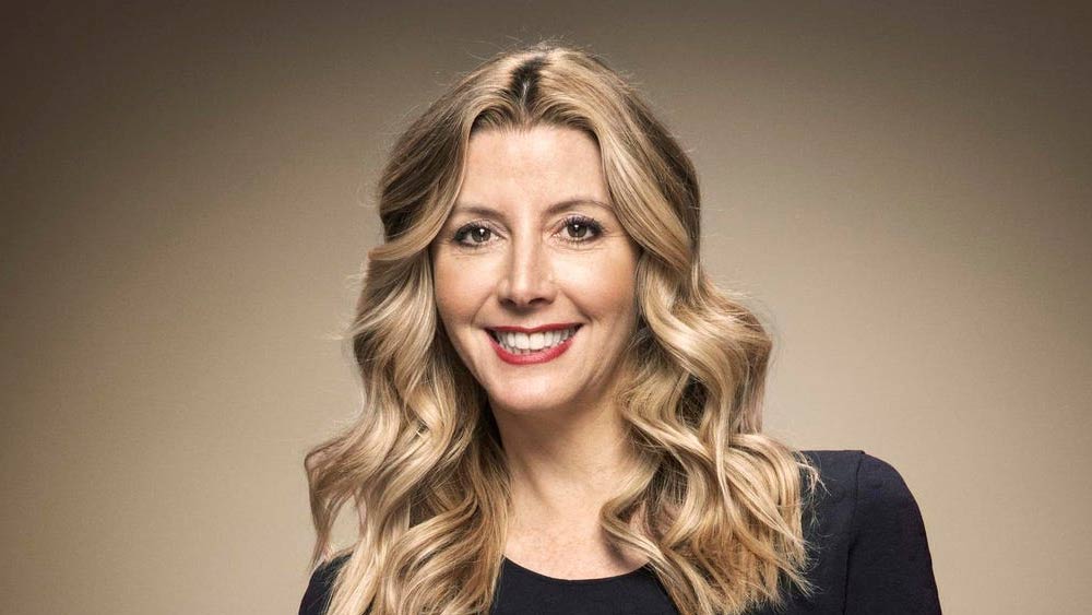 জমজমাট অফিস-পার্টিতে কর্মীদের জন্য বোনাসের ঘোষণা করেছিলেন সংস্থার মালকিন সারা ব্লেকলি। বোনাসের বহর শুনে প্রথমটায় বিশ্বাসই হয়নি অনেকের। এমনও হয়? তার পর থেকেই অনেকেই বলাবলি শুরু করেছেন— সারাই দুনিয়ার সেরা বস্‌!