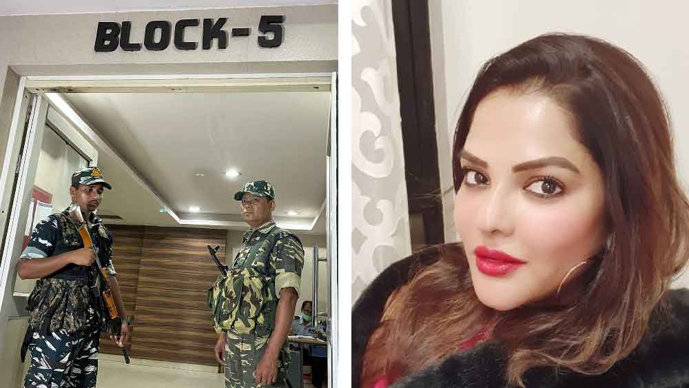 এর পর এই আবাসনেই অর্পিতার ‘৮-এ’ ফ্ল্যাটটিতে অভিযান চালায় ইডি। আর এই ফ্ল্যাটে হানা দিয়েই থ হয়ে যান ইডি আধিকারিকেরা!