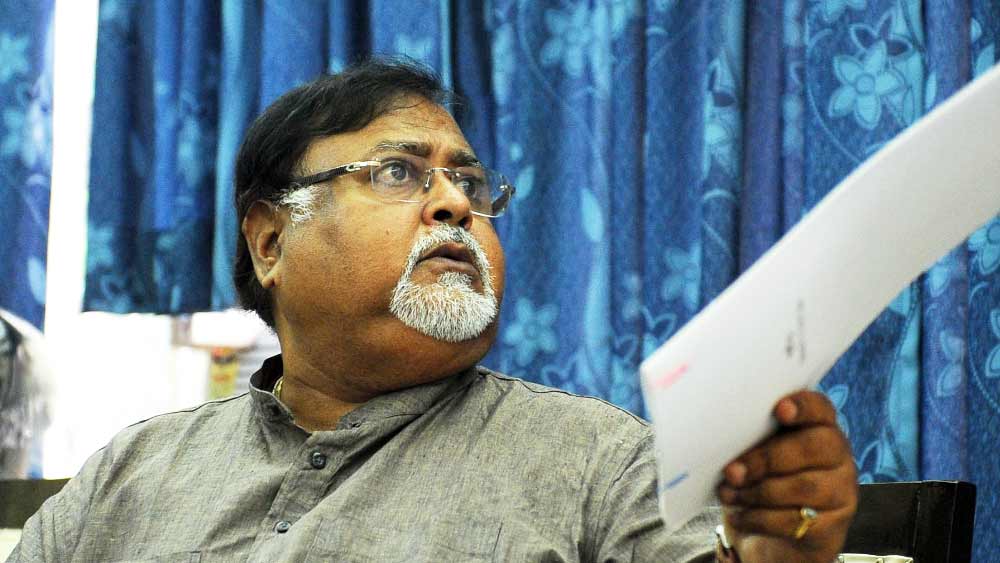 ইডি সূত্রে খবর, অর্পিতার এই সংস্থার তথ্য এবং ঠিকানা পাওয়া যায় মন্ত্রী পার্থ চট্টোপাধ্যায়ের বাড়িতেই। যদিও সেই তথ্যের সত্যতা আনন্দবাজার অনলাইন যাচাই করেনি।