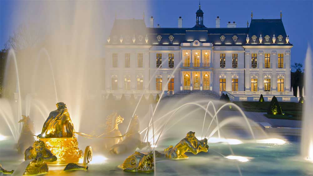 ফ্রান্স সফরে গিয়ে যে প্রাসাদে উঠেছেন সৌদির যুবরাজ মহম্মদ বিন সলমন, সেটিই নাকি বিশ্বের সবচেয়ে দামি বাড়ি। এক কালে এমনই দাবি করেছিল ‘ফোর্বস’ পত্রিকা।