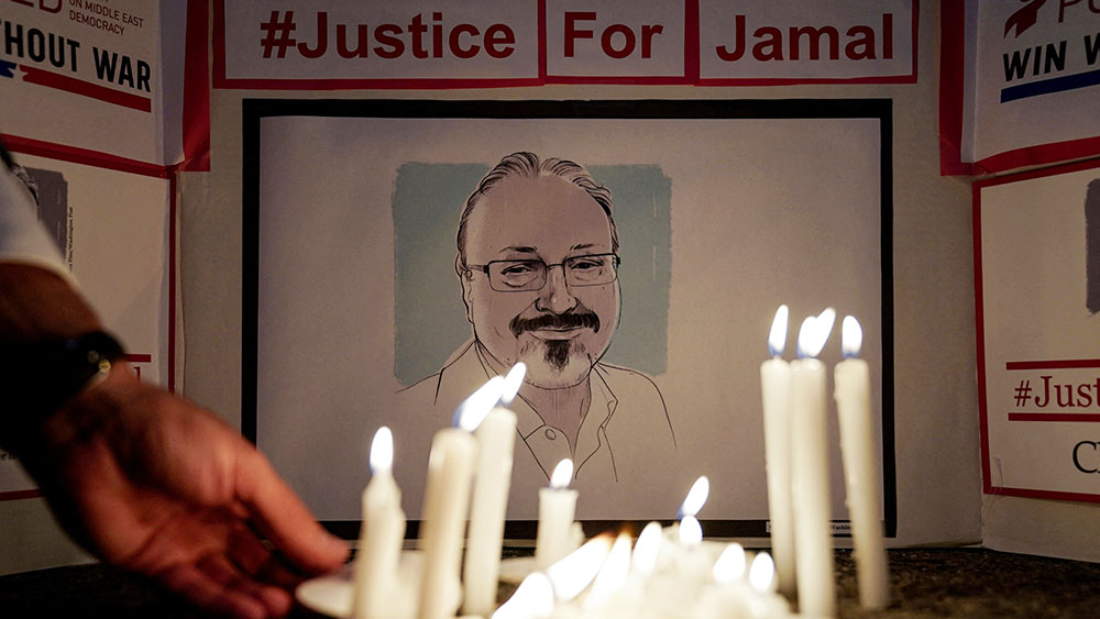 সে দাবি ঘিরে শোরগোল পড়ে গেলেও সৌদির যুবরাজের বিরুদ্ধে খুনে জড়িত থাকার অভিযোগ প্রমাণিত হয়নি। কূটনীতিকদের একাংশের দাবি, সৌদির সঙ্গে আমেরিকার বাণিজ্যিক ও কৌশলগত সুসম্পর্কের জেরেই এ নিয়ে বিশেষ উচ্চবাচ্য করেনি তৎকালীন ডোনাল্ড ট্রাম্প সরকার।