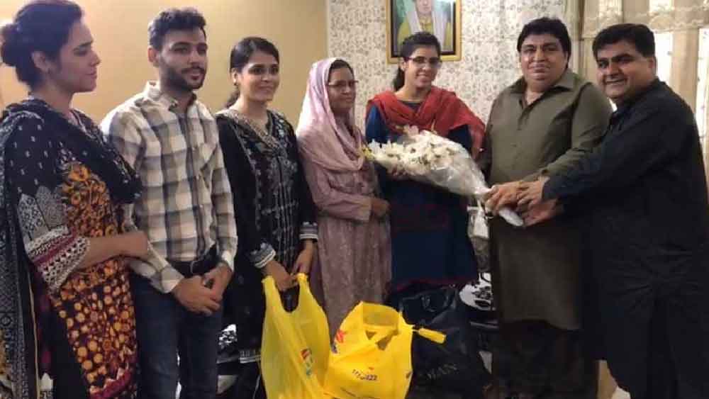 মনীষার প্রস্তুতির ফলও মিলেছিল। পুলিশের চাকরির পরীক্ষায় ৪৬৮ জন পরীক্ষার্থীর মধ্যে ১৬তম স্থান লাভ করেছিলেন তিনি। 