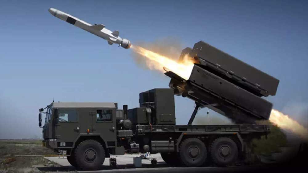 ২০১০ সাল থেকে আমেরিকার সেনাবাহিনী ব্যবহৃত ‘হিমার্স’ অর্থাৎ হাই মোবিলিটি আর্টিলারি রকেট সিস্টেম (এম-১৪২ হিমার্স)-এর একাধিক বৈশিষ্ট রয়েছে।