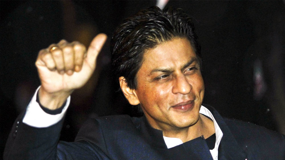 কোনও ছবির পরিচালক ছবি মুক্তির আগে সেই সিনেমায় মুখ্য ও পার্শ্বচরিত্রে যে অভিনেতারা কাজ করেছেন, তাঁদের নাম প্রকাশ করলেও দর্শকদের চমক দেওয়ার জন্য কিছু তথ্য গোপন রাখেন। ছবিটি দেখার সময় বিশেষ চরিত্রে এমন এক বলি তারকাকে অভিনয় করতে দেখা যায়, যা দেখে দর্শকরা রীতিমতো অবাক হয়ে যান।