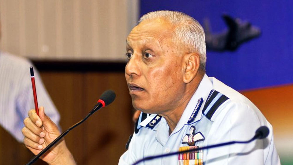 এই ঘটনায় ২০১৬ সালের ৯ ডিসেম্বর গ্রেফতার করা হয় প্রাক্তন বায়ুসেনা প্রধান এসপি ত্যাগীকে।