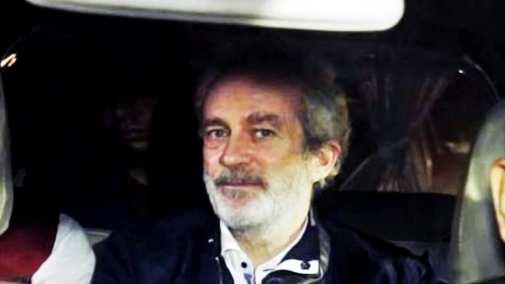 তদন্তকারী সংস্থা দাবি করেছিল, চপার চুক্তিতে অগুস্তা ওয়েস্টল্যান্ডের হয়ে ঘুষের লেনদেন করেছিলেন ব্রিটিশ নাগরিক মিশেল।