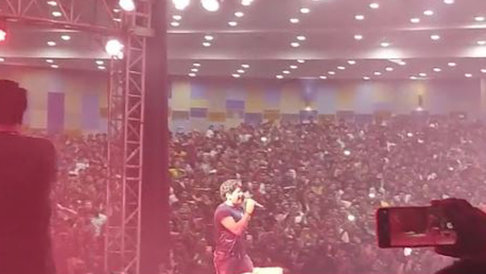 তবে তত ক্ষণে অনেক দেরি হয়ে গিয়েছে। চিকিৎসকেরা জানিয়ে দেন, মৃত্যু হয়েছে কেকে-র। প্রাথমিক ভাবে জানা গিয়েছে, হৃদ্‌রোগে আক্রান্ত হয়েই মৃত্যু।