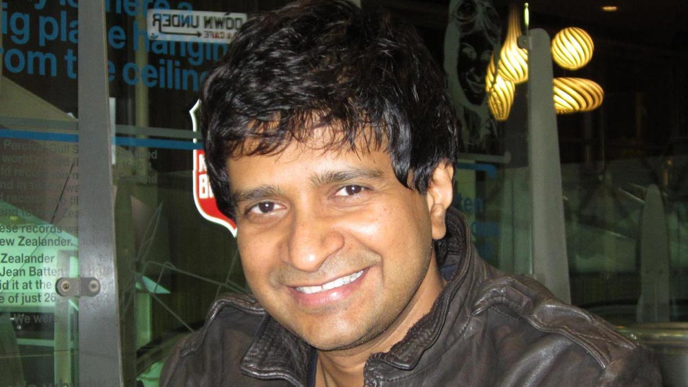 ২০০৯ সালে, ‘খুদা জানে’ গানটির জন্য ফিল্মফেয়ার পুরস্কারে সেরা নেপথ্যগায়কের পুরস্কার জেতেন। গানের রিয়্য়ালিটি শো ‘ফেম গুরুকুল’,  তিনি জুরি সদস্য হিসেবে আমন্ত্রিত হন। এ ছাড়াও গানের বহু রিয়্য়ালিটি শোয়ে জুরি সদস্য এবং অতিথি ছিলেন তিনি।