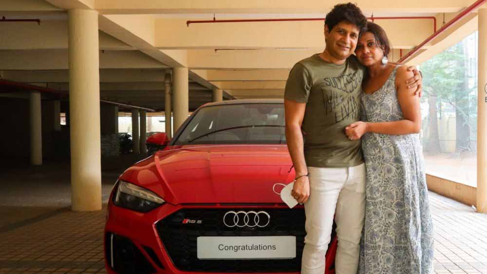 বেশ কয়েটি প্রতিবেদনে দাবি করা হয়েছে, কেকের সংগ্রহে ছিল জিপ চেরোকি, মার্সিডিজ বেন্‌জ এ ক্লাসের মতো গাড়ি। সম্প্রতি অডি আরএস৫ গাড়ি কেনেন তিনি।