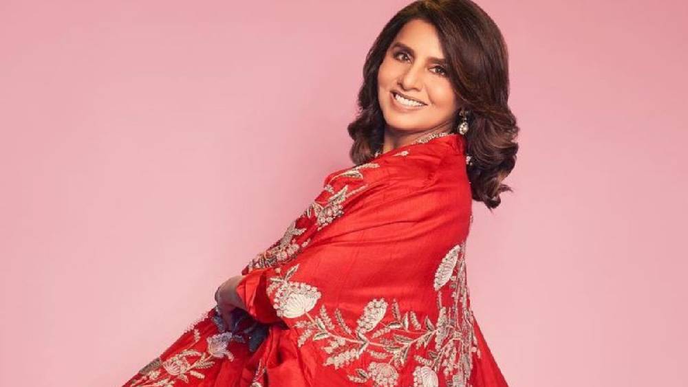 নীতু কপূর নিজেকে সুস্থ-সচল রাখতে বিশেষ খাদ্যতালিকা মেনে চলেন।