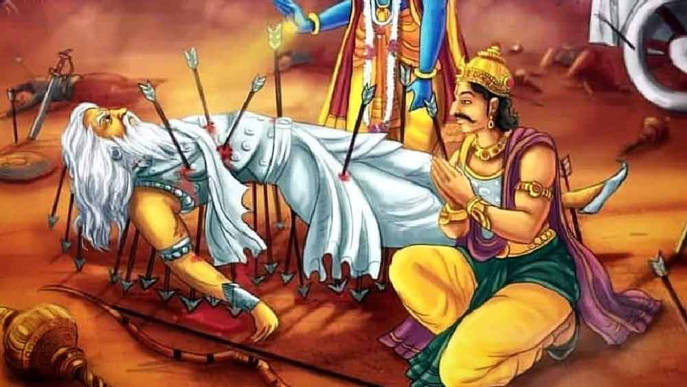 উভয় দিকেই অপমানিত হয়ে অম্বা ভীষ্মকে পরাজিত করার জন্য এক যুদ্ধের আয়োজন করেন। সেখানে আগত সমস্ত বীরই পরাজিত হন। একমাত্র পরশুরামের সঙ্গে ভীষ্মের যুদ্ধ অমীমাংসিত থেকে যায়। বিফল মনোরথ অম্বা শিবের তপস্যা শুরু করেন। শিবের বরে তিনি দ্রুপদের কন্যা শিখণ্ডিনী হিসাবে জন্মগ্রহণ করেন। ‘মহাভারত’-এর বিভিন্ন রূপভেদে শিখণ্ডীকে বিভিন্ন ভাবে বর্ণনা করা হয়েছে। তার মধ্যে সব থেকে প্রচলিত কাহিনিটি এই যে, শিখণ্ডিনী তাঁর লিঙ্গ পরিবর্তন করে পুরুষ হন। স্থূ্নাকর্ণ নামে এক যক্ষ তাঁকে নিজের পুরুষত্ব দান করেন। ভীষ্ম বধের সময়ে শিখণ্ডীকে রথের সামনে রেখেছিলেন অর্জুন। তিনি জানতেন, ভীষ্ম স্ত্রীলোকের প্রতি অস্ত্রধারণ করবেন না। যেহেতু শিখণ্ডী আসলে নারী, ভীষ্ম অস্ত্র সংবরণ করেন। পাণ্ডবরা সহজেই ভীষ্মকে শরবিদ্ধ করতে সমর্থ হন।