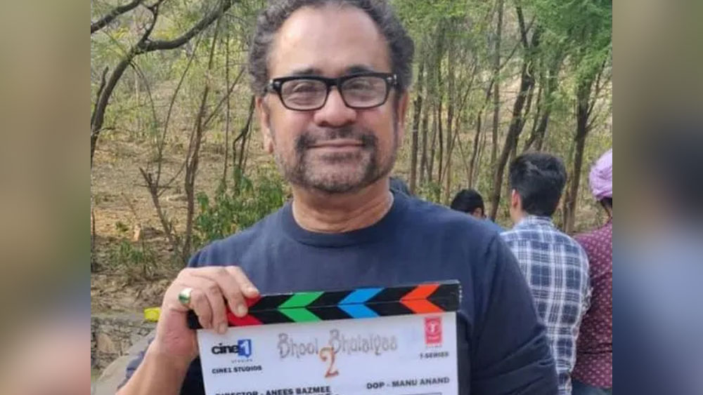 অবশেষে, বড় পর্দায় সাফল্যের প্রথম ধাপে পা ফেলবেন ‘ভুলভুলাইয়া ২’-র মাধ্যমে, এমনটাই প্রতিশ্রুতি দিয়েছিলেন অনীশ।