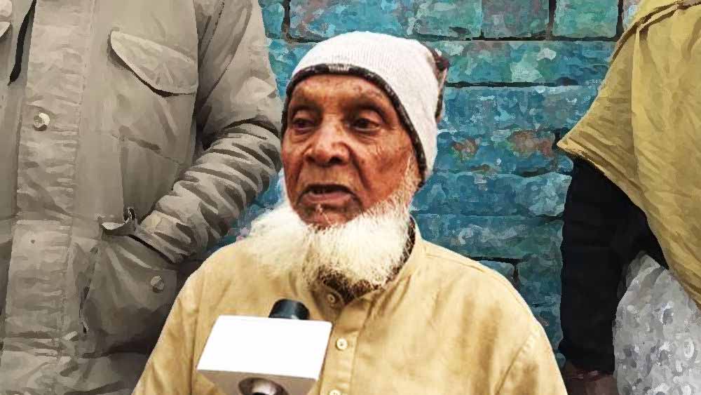 ফৈজাবাদে বাড়ি শরিফের। সবাই শরিফ চাচা নামেই ডাকেন। শরিফের ‘শরিফি’ নজরে পড়েছে ভারত সরকারেরও। ২০২০-তে তাঁকে তাঁর কাজের জন্য পদ্মশ্রী সম্মান দিয়েছে কেন্দ্র। কিন্তু শরিফ কোনও পুরস্কারের আশায় এই কাজ করেননি। করেন না।