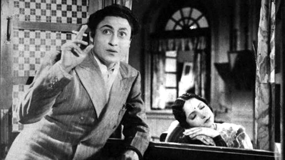 এই ছবির নায়ক ছিলেন অশোক কুমার। চলচ্চিত্র জগতের ‘দাদামণি’।