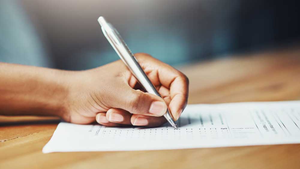 ইউপিএসসি কঠিন পরীক্ষা। কিন্তু সেই স্বপ্ন ছোঁয়া যায়। পরিশ্রম করলে সাফল্য আসবেই। হিমাংশুর মতো এমন ভূরিভূরি উদাহরণ আছে।