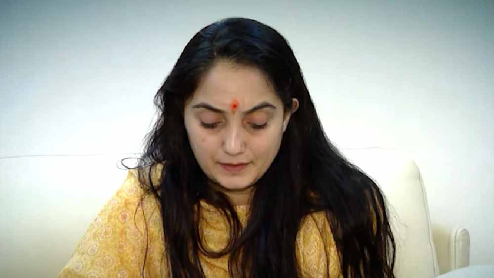 নূপুর-বিতর্কে চুপ প্রধানমন্ত্রী নরেন্দ্র মোদীও। কয়েকটি সরকারি অনুষ্ঠানে তিনি বিভিন্ন বিষয়ে বক্তব্য রেখেছেন। কিন্তু আন্তর্জাতিক ক্ষেত্রে যেখানে ভারতের ক্রমবর্ধমান অসহিষ্ণুতা নিয়ে যে প্রশ্ন উঠেছে, তা নিয়ে একেবারেই ‘নীরব’ মোদী।