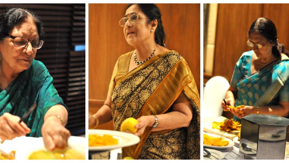 আমের জেলা মুর্শিদাবাদেই রয়েছে এক বিশেষ সম্প্রদায়, আম নিয়ে যাদের আবেগ আর শৌখিনতা হার মানাবে সারা পৃথিবীর আম পাগল মানুষদের।