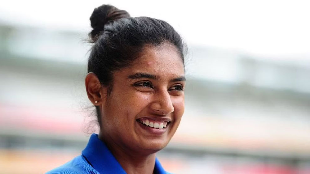 অভিষেক ম্যাচে ভারতীয় মহিলাদের মধ্যে সবচেয়ে বড় পার্টনারশিপ গড়া (রেশমা গাঁধীর সঙ্গে ২৫৮ রানের), একদিনের ক্রিকেটে সব থেকে বেশি রান (৬৭২০) এমন বহু রেকর্ড রয়েছে তাঁর ঝুলিতে।