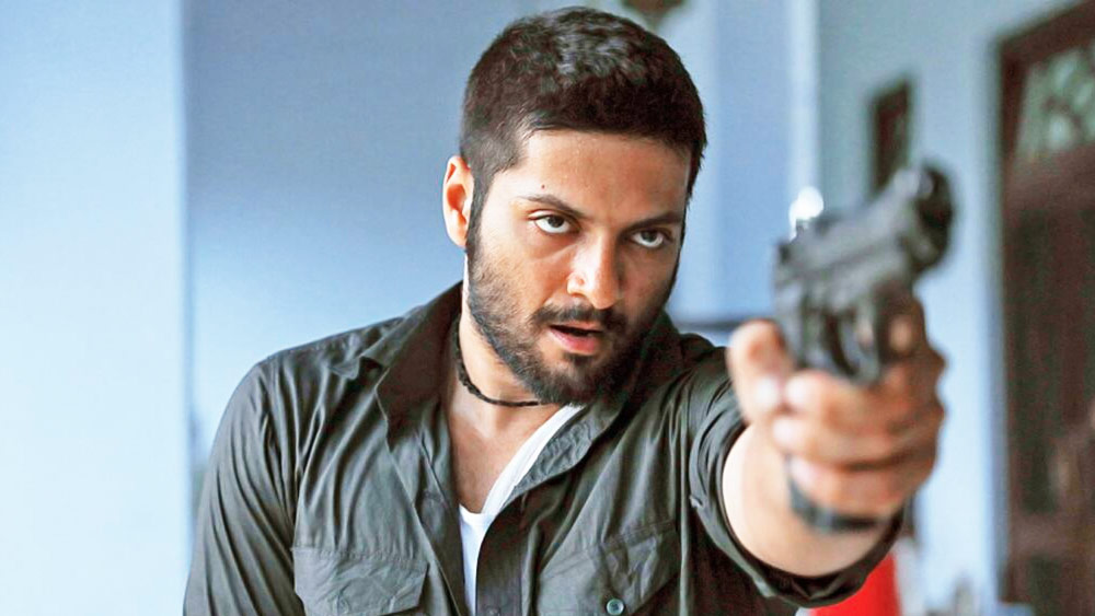 ‘মির্জাপুর’ ওয়েব সিরিজে আলি ফজলও দর্শকদের মন ছুঁয়ে গিয়েছেন। গুড্ডু পণ্ডিতের ভূমিকায় তাঁকে অভিনয় করতে দেখা যায়। পর্ব প্রতি প্রায় ১২ লক্ষ টাকা উপার্জন করেছেন আলি।