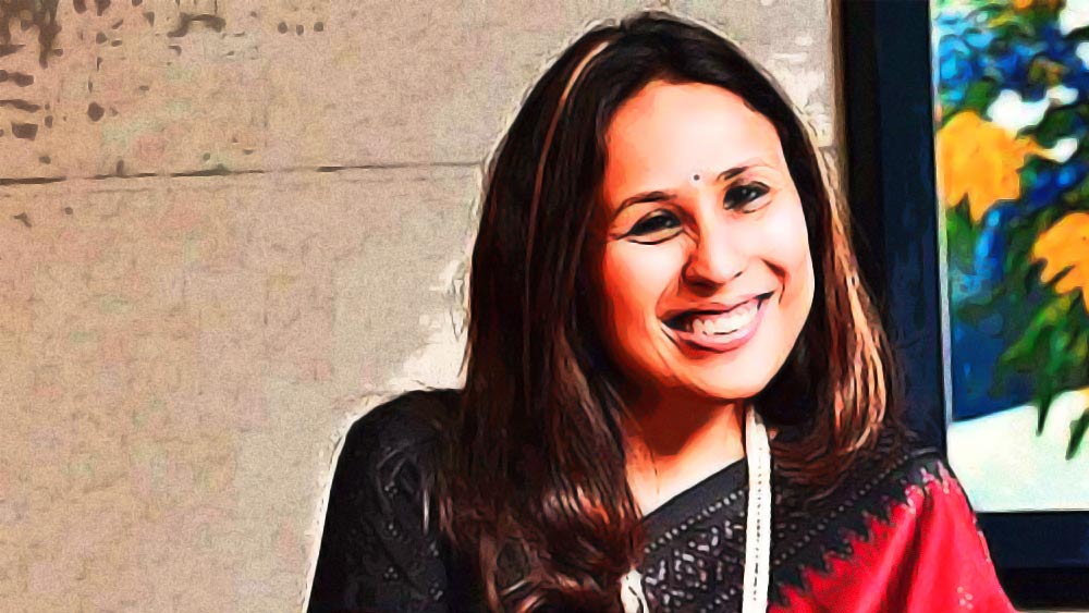 ওই সংস্থাতেই ৩৩ বছর বয়সে সিইও হয়ে যান রাধিকা। ভারতের অন্যতম কনিষ্ঠ সিইও রাধিকার কথায়, ‘‘এখন আর লোকের কথা গায়ে মাখি না। কেউ যখন ট্যারা চোখ কিংবা কুঁজো বলে ব্যঙ্গ করে, আমি সোজাসুজি উত্তর দিই। বলি, আমি তো এ রকম। কিন্তু আপনি আর আলাদা কিসে?’’