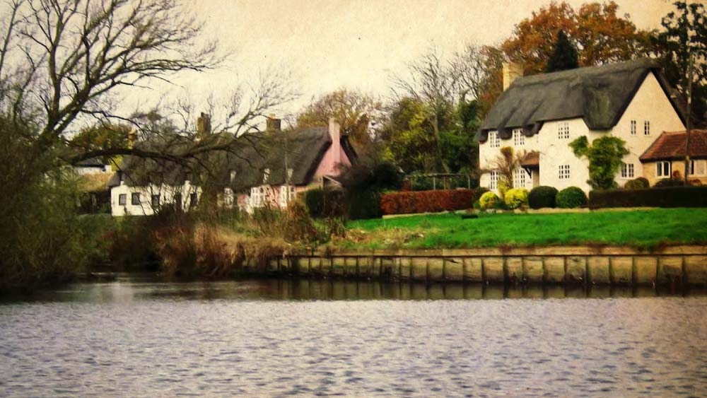  তবে অন্য একটি গল্প বলে, সে নদীতে ঝাঁপ দিয়ে আত্মহত্যা করেছিল।