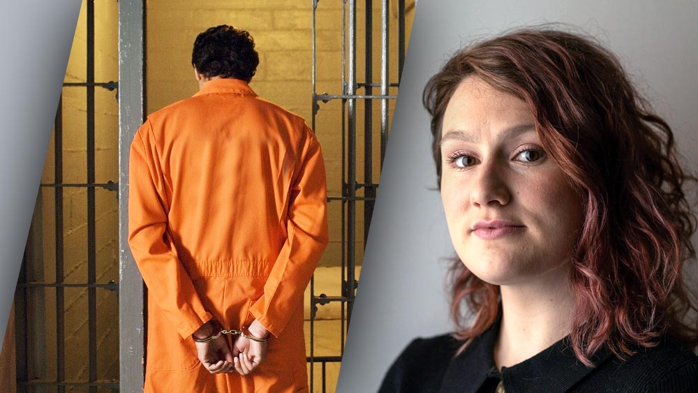 তাহলে চান কী? মুলিনস চাইলেন আইনের সংস্কার। যেখানে দু’জন মানুষ তাঁদের একান্ত মুহূর্ত কাটানোর আগে পরস্পরের সম্মতি নেবেন। এ ভাবে এক একজনকে শাস্তি দিয়ে কি কোনও বদল আসে!