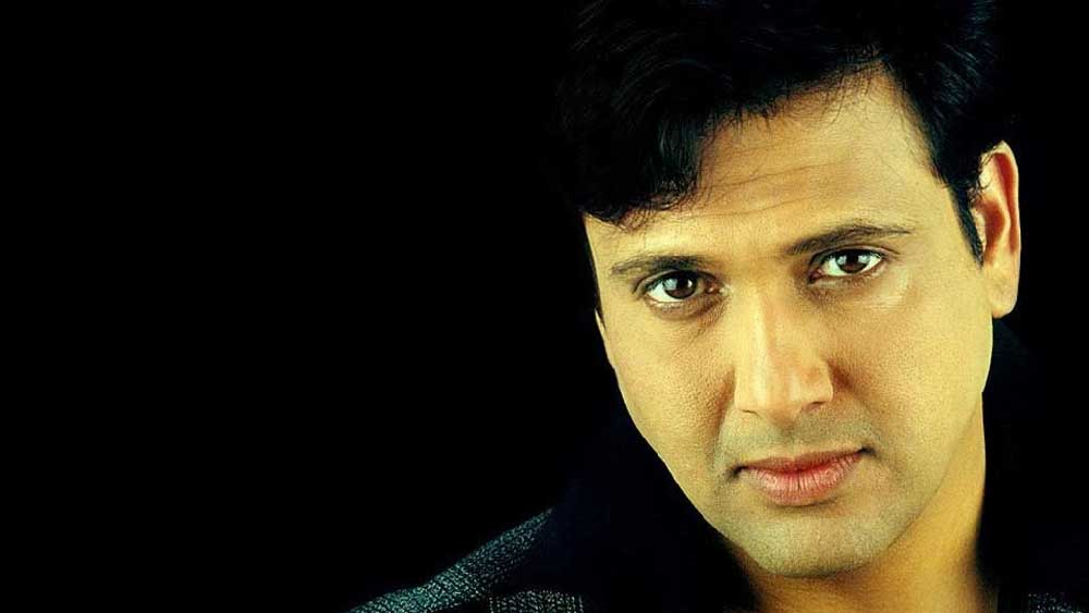 ডেভিড ধাওয়ানের মতো পরিচালকও গোবিন্দর বিরুদ্ধে এই অভিযোগ এনেছেন। কানাঘুষো শোনা যায়, অনুরাগ বসু ‘জগ্গা জাসুস’ সিনেমাতে গোবিন্দকে নিয়ে কাজ শুরু করলেও মাঝপথে শ্যুটিং থামিয়ে দেন।