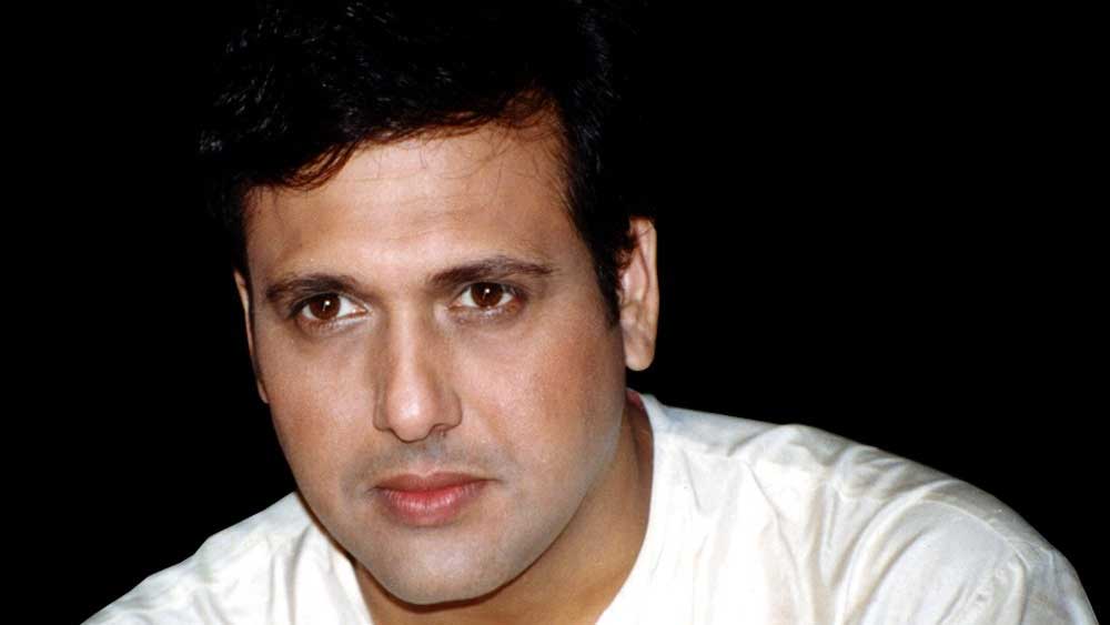 অনুরাগ নাকি মূল চিত্রনাট্যে কিছু বদল এনেছিলেন, তার ফলেই গোবিন্দর চরিত্রটি তাঁকে বাদ দিতে হয়। কিন্তু এর পিছনেও আসল কারণ অভিনেতার ‘ওই স্বভাব’।