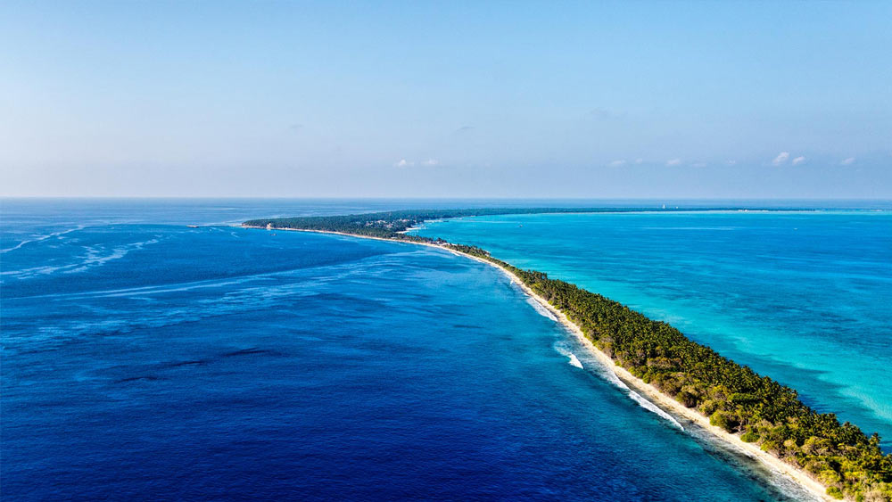 প্রকৃতির বুকে সবার অলক্ষ্যে সময় কাটানোর জন্য আদর্শ লক্ষদ্বীপের অগত্তি সৈকত। 