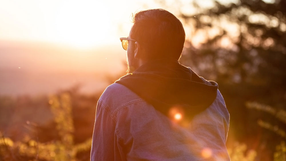 আর চাকরি করতে মন চায়নি শ্রীনিবাসের। ভেবেছিলেন, নিজে কিছু করবেন। কিন্তু কী করা যায়, যা অন্যদের থেকে আলাদা?