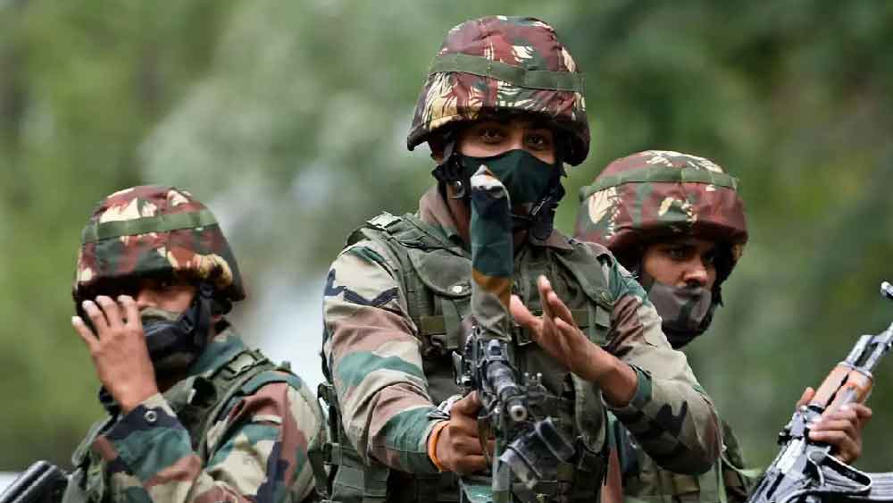 অবসরের সময় পাওয়া ১০ লক্ষ ৪ হাজার টাকা পর্যন্ত আয়করমুক্ত হবে। অগ্নিবীরদের মধ্যে যাঁদের বয়স থাকবে তাঁরা ভারতীয় সেনায় স্থায়ী নিয়োগের জন্যেও আবেদন জানাতে পারবেন।