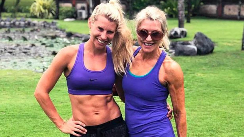 অস্ট্রেলিয়ান ফিটনেস গুরু টিফ্যানি হল যখন তাঁর ৬৪ বছর বয়সি মা জেনেটের সঙ্গে ইনস্টাগ্রামে ছবি শেয়ার করেছিলেন, তখন টিফ্যানির অনুগামীরা বিশ্বাসই করতে পারেননি যে, জেনেট তাঁর মা।