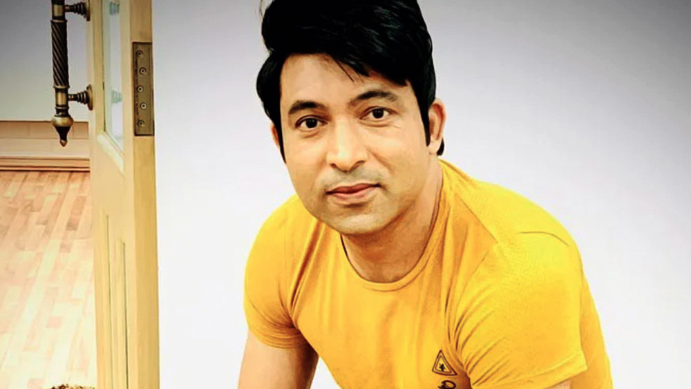 ইঞ্জিনিয়ারিং নিয়ে পড়াশোনা করলেও ছোটবেলা থেকে কমেডিয়ান হওয়ার স্বপ্ন দেখতেন চন্দন প্রভাকর। তিনি আর কপিল বাল্যকালের বন্ধু। ‘কপিল শর্মা শো’-এ চন্দুর চরিত্র বেশ জনপ্রিয়।