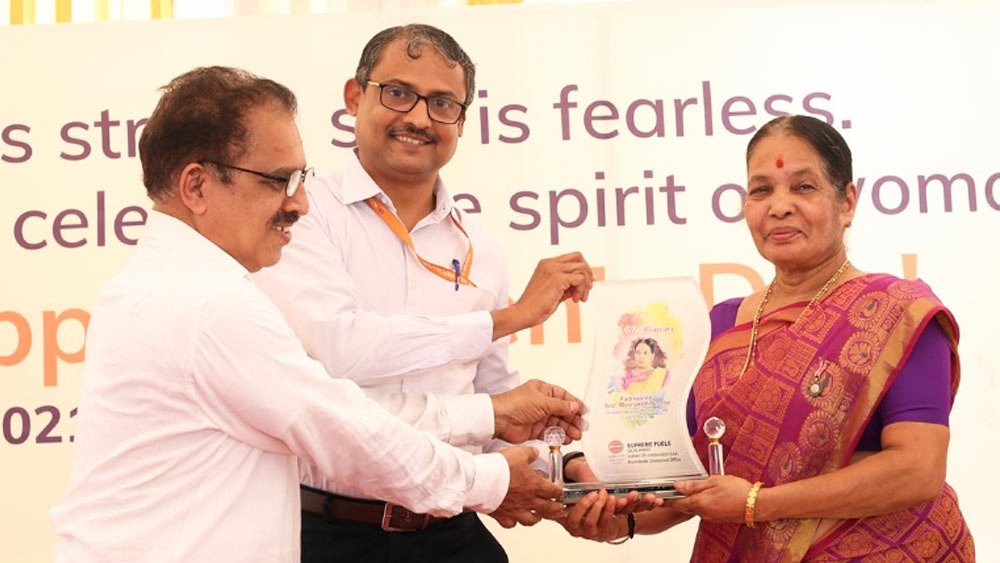 ২০১৭ সালে পদ্মশ্রী সম্মানে সম্মানিত হন মীনাক্ষী আম্মা। তাঁর দাবি, এই সম্মানপ্রাপ্তির পর তাঁর শিল্প নিয়ে আরও আগ্রহ বাড়ে মানুষের। শিক্ষার্থীদের সংখ্যা বাড়তে থাকে।