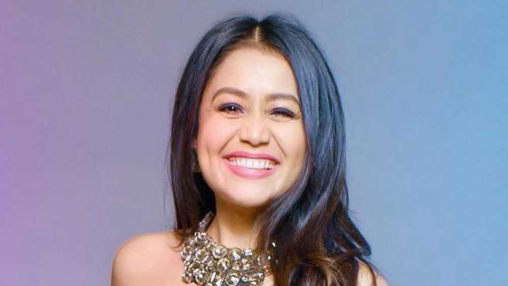 অরিজিৎ সিংহ বলিউডের নেপথ্যগায়ক হিসেব জনপ্রিয়তার শীর্ষে থাকেন, তা হলে তাঁর পরই এই তালিকায় জায়গা পাবেন গায়িকা নেহা কক্কর। অরিজিতের মতো নেহারও উত্থান রিয়্যালিটি শো-এর হাত ধরেই।