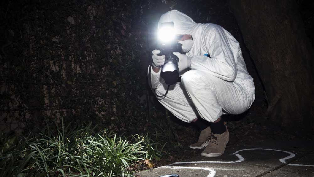 শোনা যায় বিহার থেকে দিল্লিতে আসার পর বিভিন্ন সময়ে দিল্লি পুলিশের হাতে হেনস্তা হতে হয়েছিল চন্দ্রকান্তকে। দিল্লি পুলিশের উপর তার মাত্রাছাড়া ঘৃণা থেকেই একের পর এক খুন করতে শুরু করে সে। দিল্লির বিভিন্ন প্রান্ত থেকে উদ্ধার হওয়া নিহতদের শরীরের অঙ্গ প্রত্যঙ্গের পাশে এই মর্মে বেশ কয়েকটি চিরকুটও পেয়েছিল পুলিশ। 