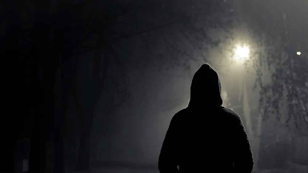 দিল্লির এই ‘সিরিয়াল কিলার’ একসময়ে ত্রাস তৈরি করেছিল রাজধানীতে। তার শিকার হতেন বিহার বা উত্তরপ্রদেশ থেকে চাকরির খোঁজে দিল্লিতে আসা তরুণেরা।