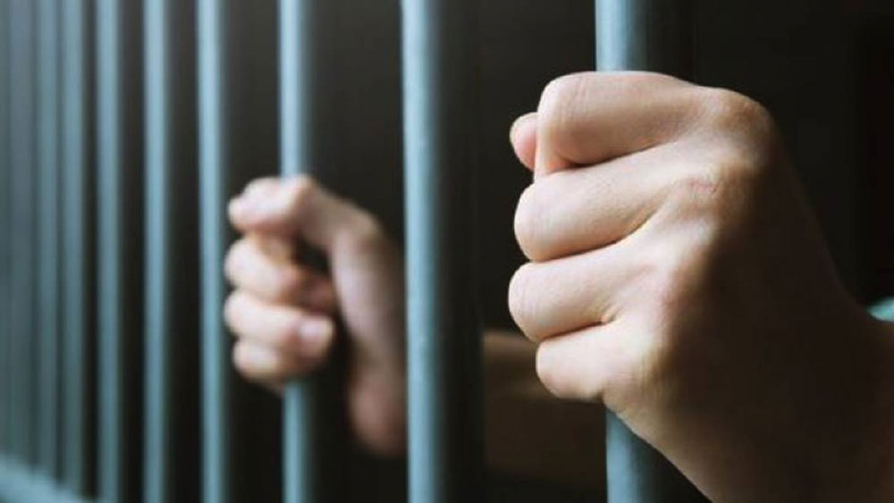 এত অপরাধের পর ১৯৮৫ সালে অবশেষে পুলিশের হাতে ধরা পড়েন ব্ল্যাঙ্কো। কিন্তু জেলের গারদও তাঁকে আটকাতে পারেনি। সমস্ত অপরাধমূলক কাজকর্ম জেল থেকেই সামালাতেন তিনি।