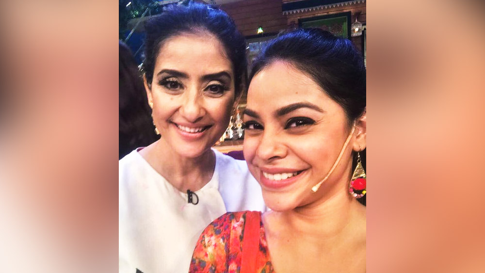 ২০১৭ সালে ‘কপিল শর্মা শো’-এ মনীষা কৈরালা অতিথি হিসাবে আমন্ত্রিত ছিলেন। ১৮ বছর পর আবার মনীষার সঙ্গে কাজ করার সুযোগ পেয়েছেন। এ যেন ‘সোনায় সোহাগা’।