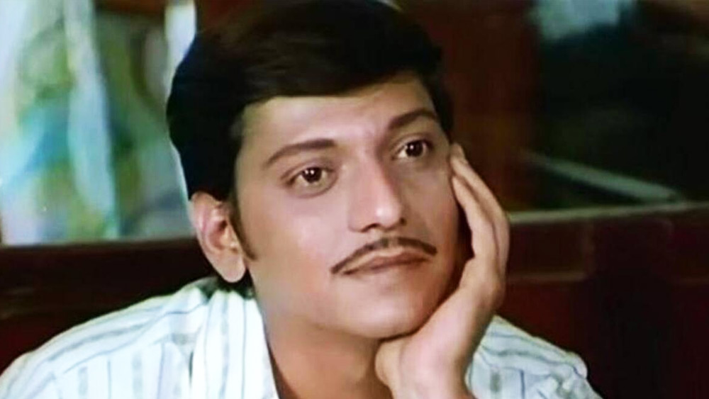 অমল পালেকরের নাম শুধু বলিউডেই নয়, মরাঠি নাট্যজগতেও স্বর্ণাক্ষরে লেখা রয়েছে। এমনকি, মরাঠি সিনেমার হাত ধরেই তাঁর অভিনয় জগতের যাত্রা শুরু।