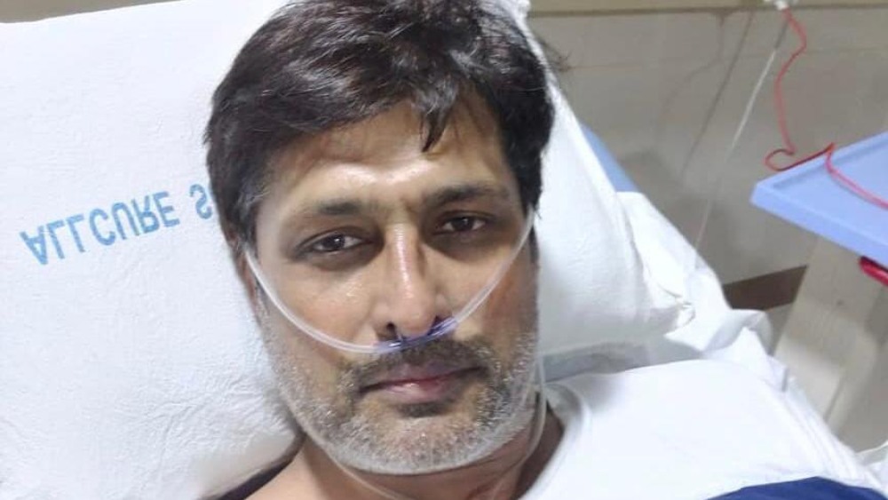 হাসপাতালে চিকিৎসার সময় আঙ্কোলা।
