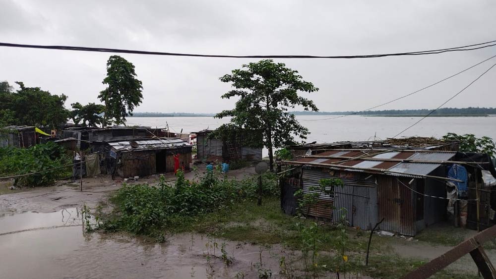 তোর্সা নদীর ধারে কোচবিহারের ফাঁসির ঘাট এলাকা।