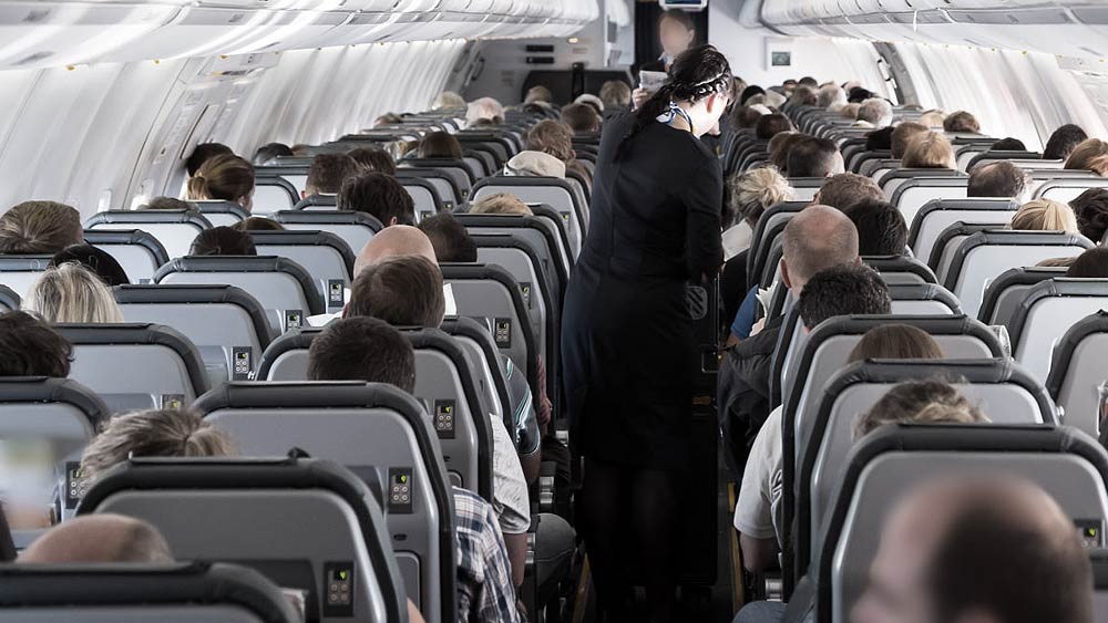 বিমানটিতে মোট ১১৮ জন ছিলেন। তাঁদের সকলেরই মৃত্যু হয়।