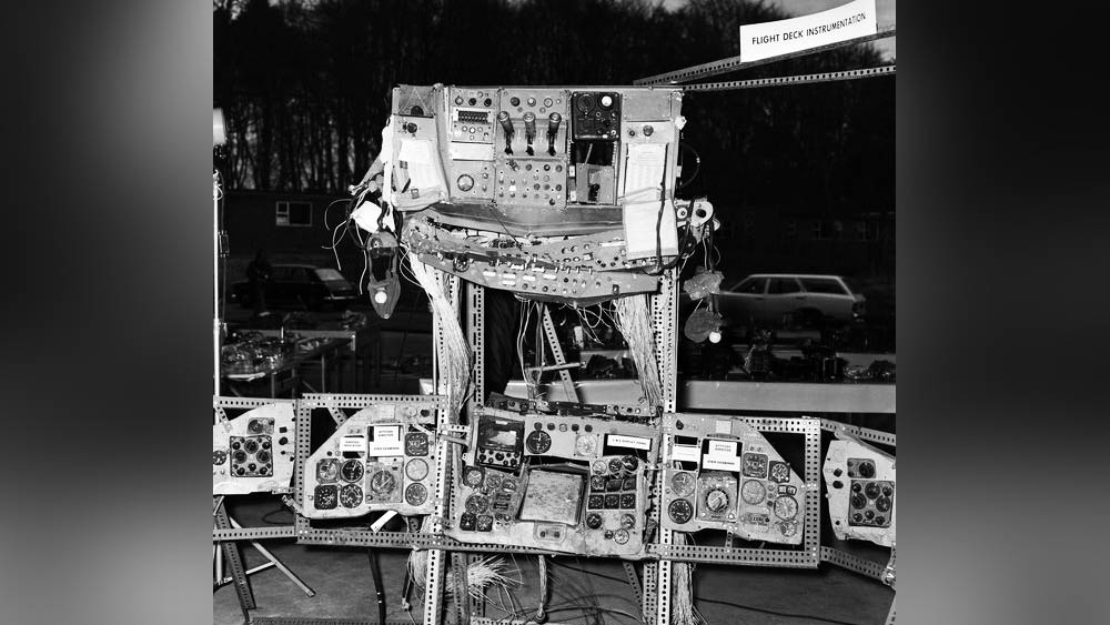 বিমান - দুর্ঘটনার ৫০ বছর পূর্তিতে স্টেইনসে একটি সৌধ বানানো হয়েছে।