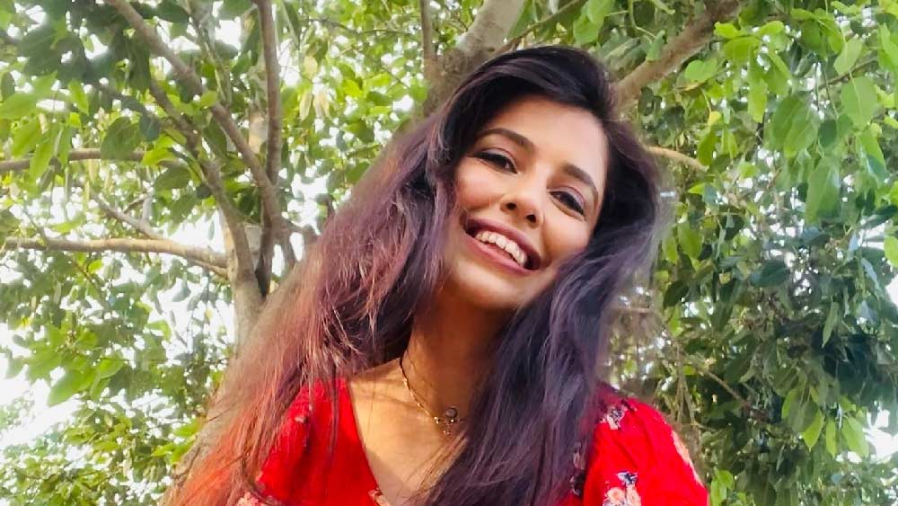 এখন অবশ্য কিছু দিনের জন্য ছুটি দেওয়া হয়েছে তাঁকে। তদন্ত শেষ হলেই আবার তিনি বিমান চালাতে পারবেন। তবে যে প্রত্যুৎপন্নমতিত্বের পরিচয় তিনি দিয়েছেন, তা কুর্নিশ আদায় করে নিয়েছে সব পক্ষের কাছ থেকে।