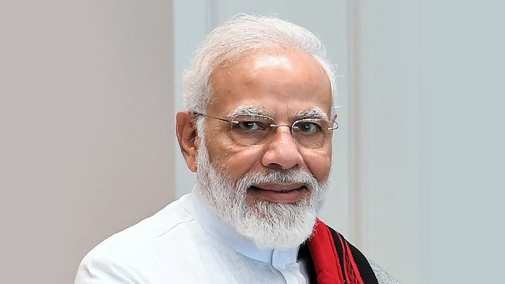 খুব অল্প সময়েই না কি সখ্য হয়ে গিয়েছিল আব্বাস এবং মোদীর।