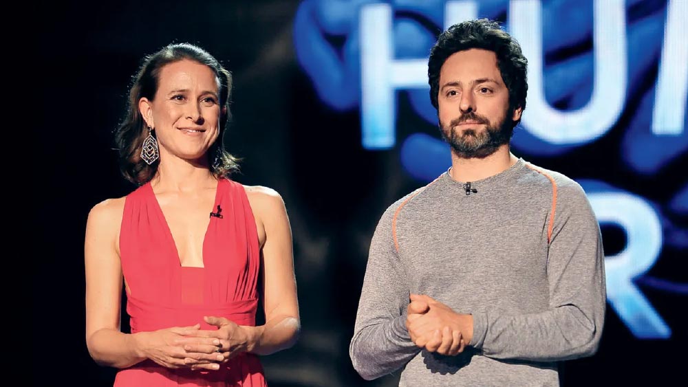 পুরনো ইতিহাস ঘেঁটে দেখা যাচ্ছে, প্রাক্তন স্ত্রীর সঙ্গে বিচ্ছেদের পরে খোরপোশ দিতে হয়েছিল সেরগেইকে। কিন্তু সেই অর্থের পরিমাণ এ পর্যন্ত জানতে পারেনি কেউ।