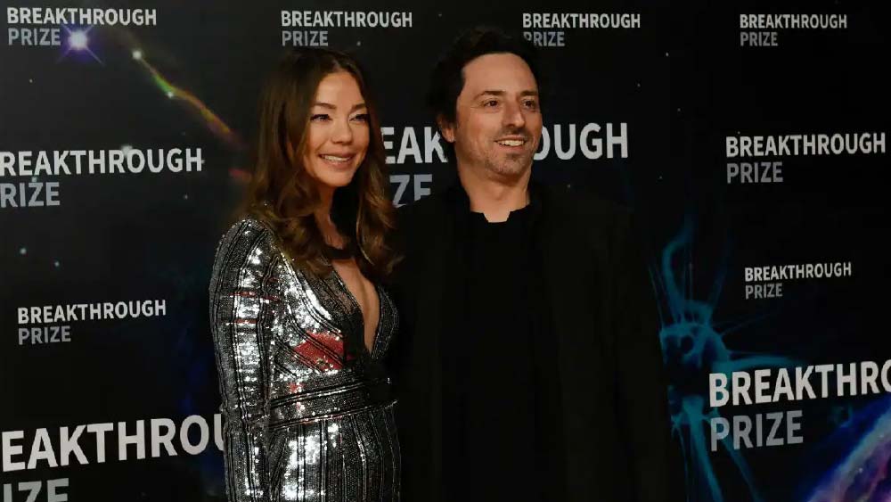 নিকোলে এবং সেরগেইয়ের বিচ্ছেদের মামলাটিতেও গোপনীয়তা বজায় রাখার অনুরোধ করা হয়েছে আদালতে। ফলে এ ক্ষেত্রেও শেষ পর্যন্ত ৯ হাজার ৪০০ কোটি ডলারের বিপুল সম্পত্তি যা ভারতীয় মুদ্রায় সাত লক্ষ ৩৪ হাজার কোটি টাকার সমান, তার ভাগাভাগি গোপনে থেকে যাওয়ার সম্ভাবনাই প্রবল বলে মনে করছেন অনেকে।